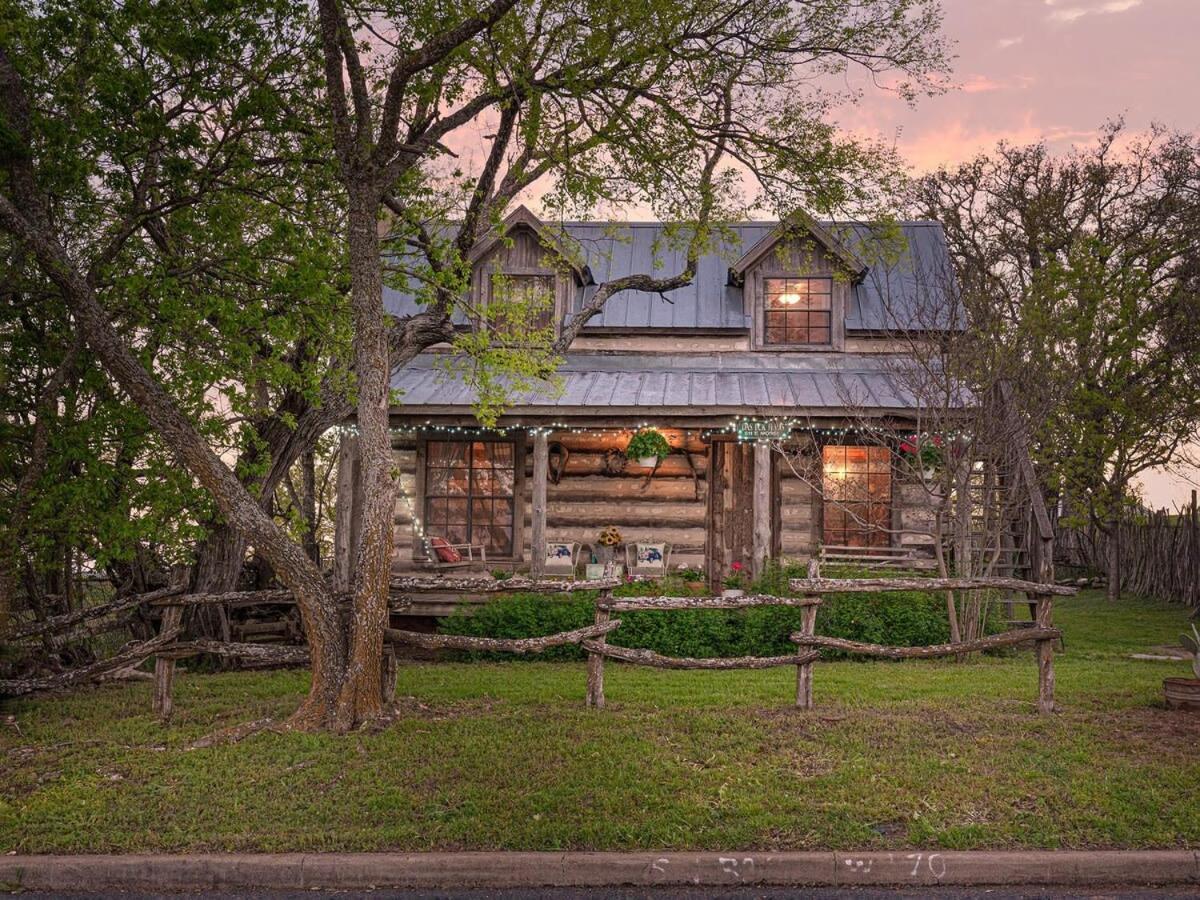 Das Eck Haus - Cozy Cabin Getaway Фредериксберг Экстерьер фото